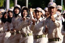 Ratusan Pemuda di Ambon...