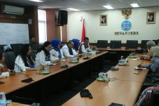 Demokrat Laporkan Asia...