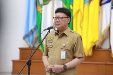 Mendagri Tugaskan Tim...