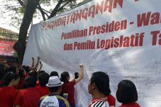 Warga Tangerang Tolak...