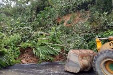 Akses Jalan Nasional...