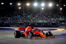Kian Jauh dari Mercedes,...