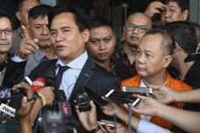Minta SAT Dibebaskan,...
