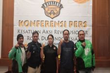 Sehari Jelang Aksi Demo,...