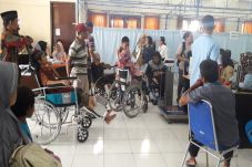 300 Penyandang Disabilitas...