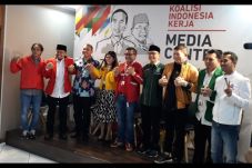 Kubu Jokowi: Nomor 1...