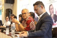Relawan Antusias Ingin...