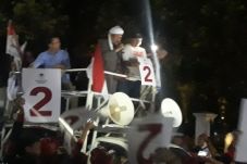 Pendukung Prabowo-Sandiaga...