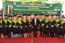 Rommy Minta Sarjana...