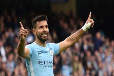 Aguero Resmi Perpanjang...