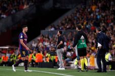 Babak I: Pemain Barcelona...