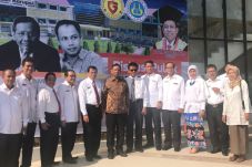 Cegah Korupsi Politik,...