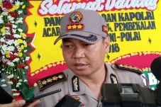 Video Pengeroyokan dengan...
