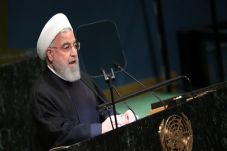 Iran Bandingkan Serangan...