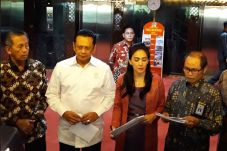 BPK Serahkan Hasil Audit...