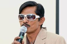 Sepeda Motor Ditabrak...