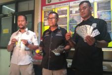 Operasi Gabungan Gerebek...