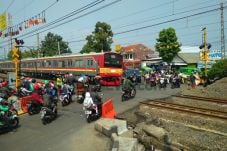 Dibangun Flyover, Jalan...