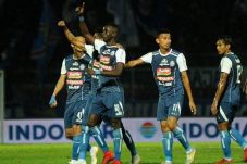 Duel vs Persebaya Ditunda,...