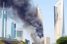 Gedung Pencakar Langit...