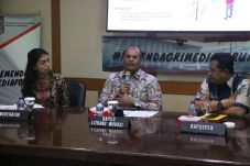 Kemendagri: PP tentang...