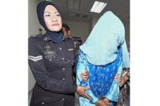 Tawarkan Layanan Seks,...