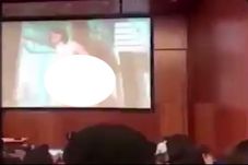 Profesor Ini Tak Sengaja...