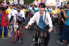 Warga Asing Buat Sepeda...