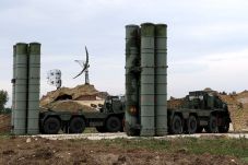 Rusia Mulai Kirim S-300...