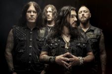 Machine Head Ditinggalkan...
