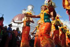 Efek Gempa Bumi Lombok,...