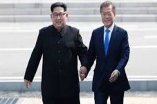 Kim Kirim Hadiah pada...