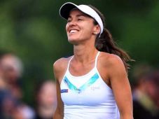 Martina Hingis Umumkan...