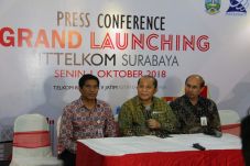 Institut Teknologi Telkom...