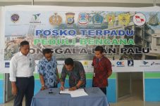 AP I Sam Ratulangi Salurkan...