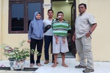 Cabuli Empat Bocah,...