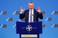 NATO pada Rusia: Hentikan...