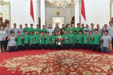 Jokowi Minta Timnas...