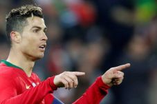Ronaldo Tidak Masuk...