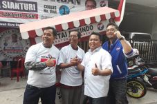 Dapat Bantuan Gerobak...
