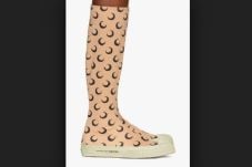 Sock Sneakers Unik dengan...