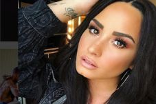 Demi Lovato Jual Rumah...