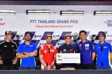 Marquez dan Rossi Beri...