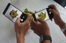 Kecanggihan Fitur Galaxy...
