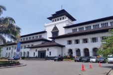 Gedung Sate, Saksi Gugurnya...