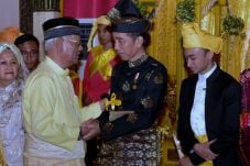 Dari Sumatera Utara,...