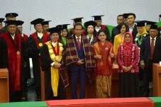 Jokowi Minta Kampus...
