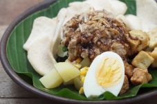 Siang Ini Saat yang...