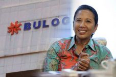 Menteri BUMN Rini Angkat...