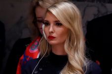 Ivanka Trump Bantah...
